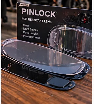 Pinlock 120 vs Pinlock 70: How Much Anti-Fog Performance Do You Need? editorial motorcycle helmet gear image